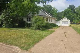 389 Lincoln St, Mondovi, WI 54755 - Photo 3