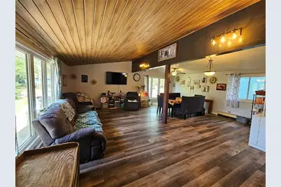 305 W Wisconsin Street, Chippewa Falls, WI 54729 - Photo 5