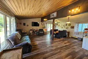 305 W Wisconsin St, Chippewa Falls, WI 54729 - Photo 5