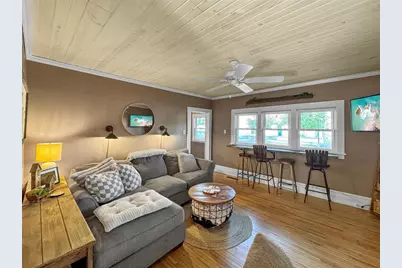 1615 S Broadway Street, Menomonie, WI 54751 - Photo 5