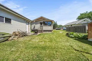 109 W Greenville St, Chippewa Falls, WI 54729 - Photo 7
