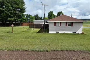 N6115 County Rd V, Durand, WI 54736 - Photo 3