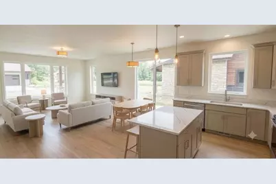 4332 Studebaker Lane, Eau Claire, WI 54703 - Photo 3