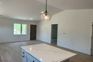4334 Studebaker Ln, Eau Claire, WI 54703 - Photo 7