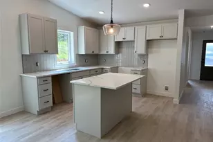 4336 Studebaker Ln, Eau Claire, WI 54703 - Photo 7