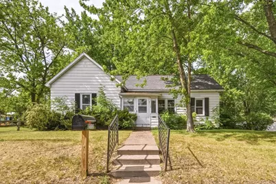 2112 Cleveland Street, Eau Claire, WI 54703 - Photo 1