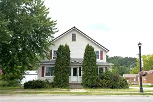 150 E Main St, Hixton, WI 54635 - Photo 9