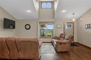 623 Autumn Dr, Altoona, WI 54720 - Photo 3