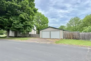 716 Lee St, Rice Lake, WI 54868 - Photo 7