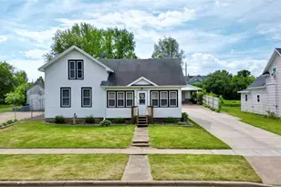 248 E Washington Ave, Fall Creek, WI 54742 - Photo 1