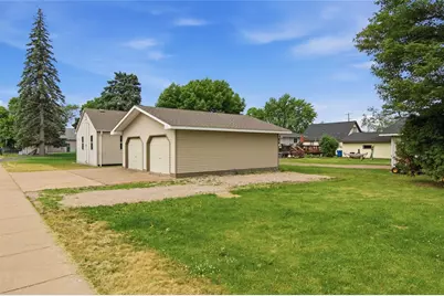 23 E Schneider Street, Rice Lake, WI 54868 - Photo 35