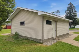 23 E Schneider St, Rice Lake, WI 54868 - Photo 33