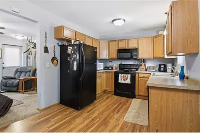 1827 Charles Street, Eau Claire, WI 54703 - Photo 9