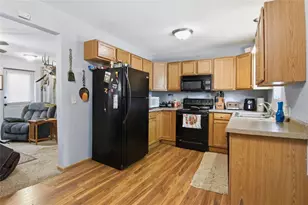 1827 Charles St, Eau Claire, WI 54703 - Photo 9