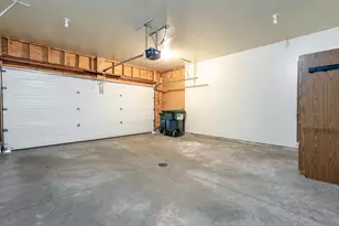 4293 Mill Ridge Cir, Eau Claire, WI 54703 - Photo 17