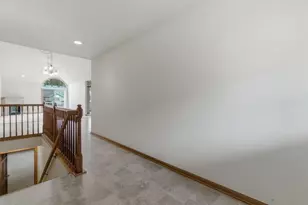4293 Mill Ridge Cir, Eau Claire, WI 54703 - Photo 5