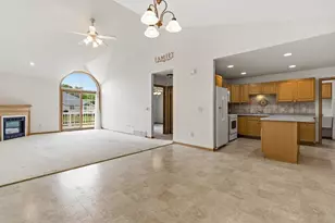 4293 Mill Ridge Cir, Eau Claire, WI 54703 - Photo 7