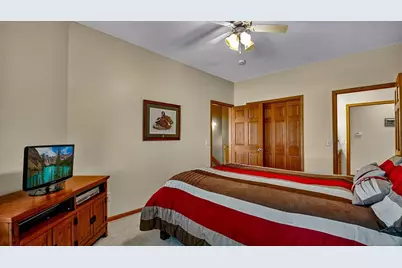 4244 Mill Ridge Circle, Eau Claire, WI 54703 - Photo 31