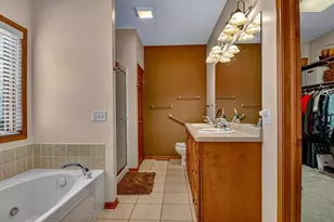 4244 Mill Ridge Cir, Eau Claire, WI 54703 - Photo 29