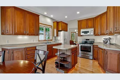 4244 Mill Ridge Circle, Eau Claire, WI 54703 - Photo 15