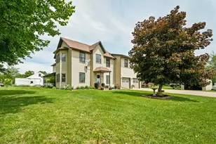 506 E Grant St, Augusta, WI 54722 - Photo 3