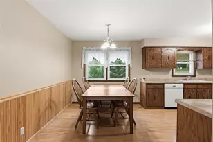 1218 Raedel Rd, Eau Claire, WI 54703 - Photo 13