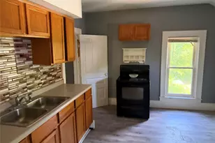 216 Ferry St, Eau Claire, WI 54703 - Photo 11