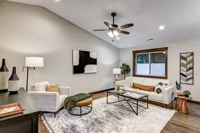 5612 Moss Trail, Eau Claire, WI 54703 - Photo 5