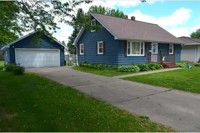 1515 6th Avenue, Bloomer, WI 54724 - Photo 3
