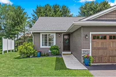 1725 Timber Trail, Chippewa Falls, WI 54729 - Photo 3