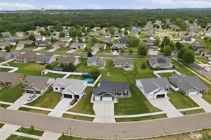 1829 Tucker Trl, Eau Claire, WI 54701 - Photo 7