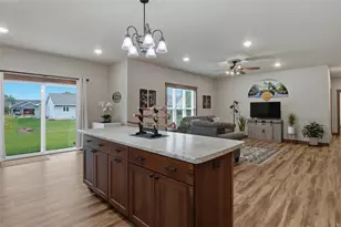 1829 Tucker Trl, Eau Claire, WI 54701 - Photo 27