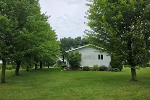 S 12828 Schultz Rd, Osseo, WI 54758 - Photo 5