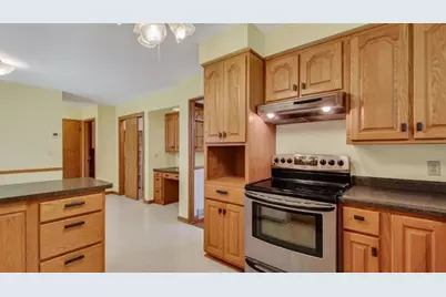 530 E Taft Street, Blair, WI 54616 - Photo 3