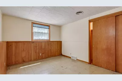 530 E Taft Street, Blair, WI 54616 - Photo 19