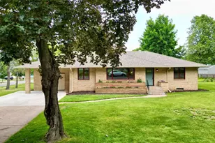 1602 South St, Eau Claire, WI 54701 - Photo 1