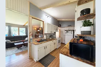 821 Manwaring Avenue, Rice Lake, WI 54868 - Photo 5