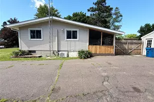 821 Manwaring Ave, Rice Lake, WI 54868 - Photo 31