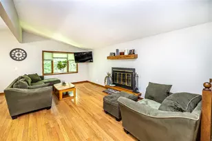 W11421 Spaulding Rd, Black River Falls, WI 54615 - Photo 3