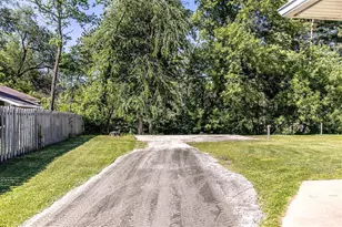 257 W Madison St, Black River Falls, WI 54615 - Photo 17