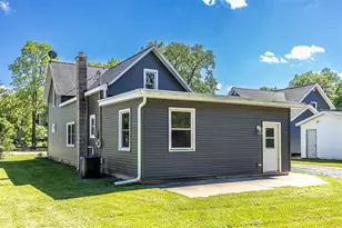 257 W Madison St, Black River Falls, WI 54615 - Photo 19