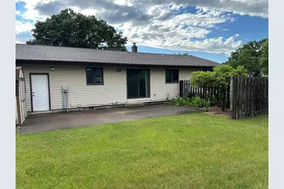 2935 Bobbie Street, Eau Claire, WI 54703 - Photo 5