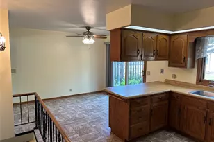2935 Bobbie St, Eau Claire, WI 54703 - Photo 9