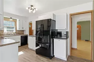 228 E Polk Ave, Eau Claire, WI 54701 - Photo 15