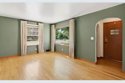 228 E Polk Avenue, Eau Claire, WI 54701 - Photo 17