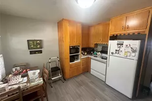 1914 Hopkins Ave, Eau Claire, WI 54701 - Photo 5