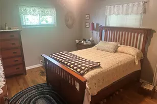 1914 Hopkins Ave, Eau Claire, WI 54701 - Photo 9