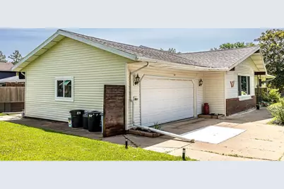 905 Forrest Street, Black River Falls, WI 54615 - Photo 3