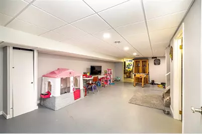 905 Forrest Street, Black River Falls, WI 54615 - Photo 15