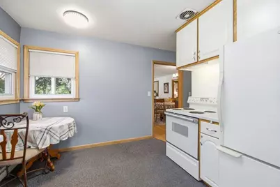 3030 Jupiter Avenue, Eau Claire, WI 54703 - Photo 9